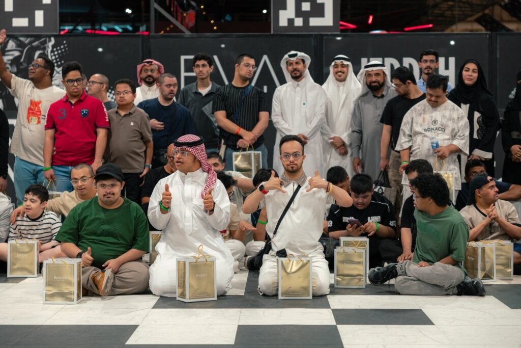 الجمعية  تنظم رحلة ترفيهية واجتماعية لأبنائها وبناتها في “الأندلس مول” بجدة